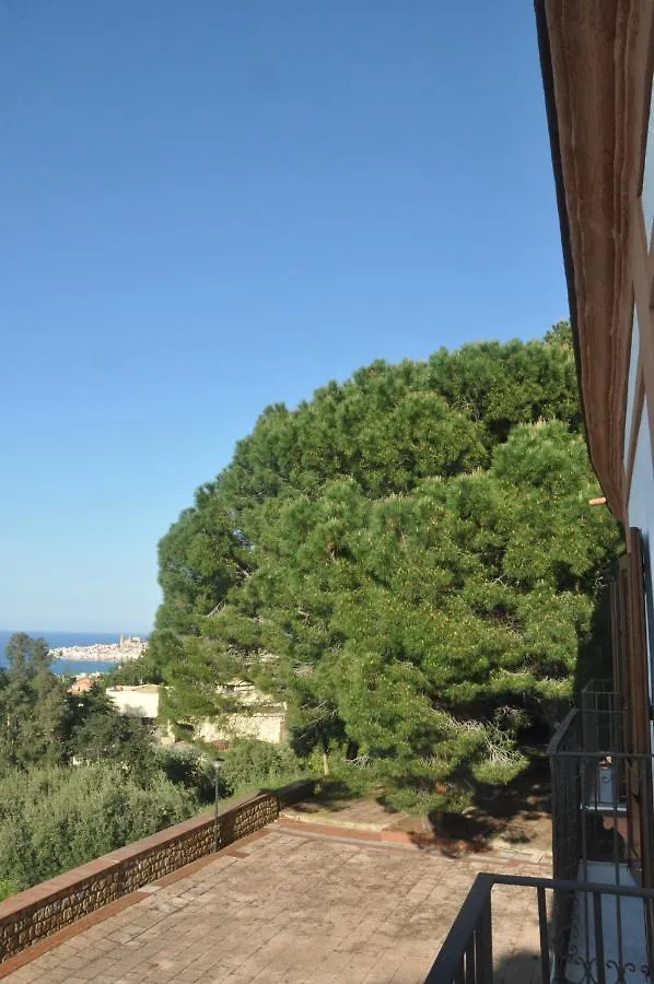 Villa Del Vescovo Cefalu Guest house