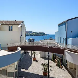** Aparthotel Marina Salivoli Italy