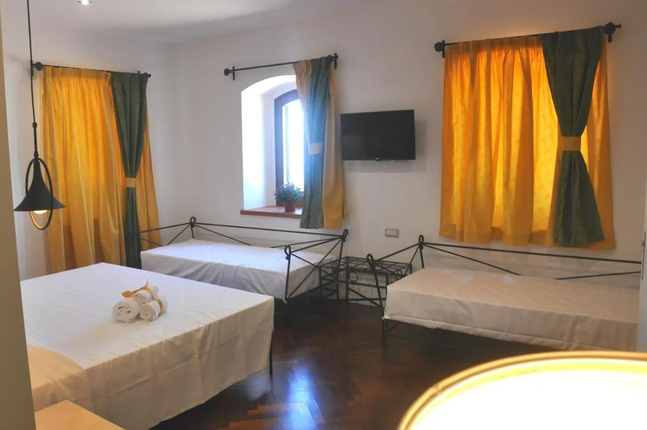 Villa Del Vescovo Cefalù 0*,  İtalya