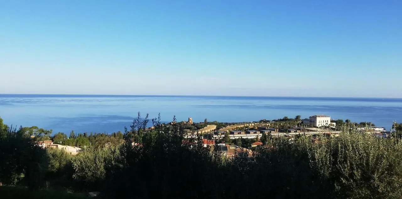 Villa Del Vescovo Cefalu Guest house